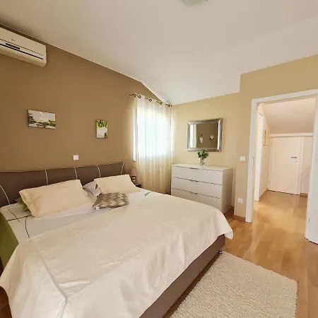Ferienhaus Drago